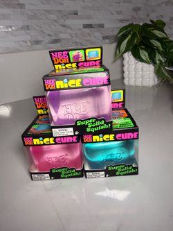 AUTHENTIC Needoh Nice cubes