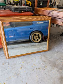 Medium size wall mirror