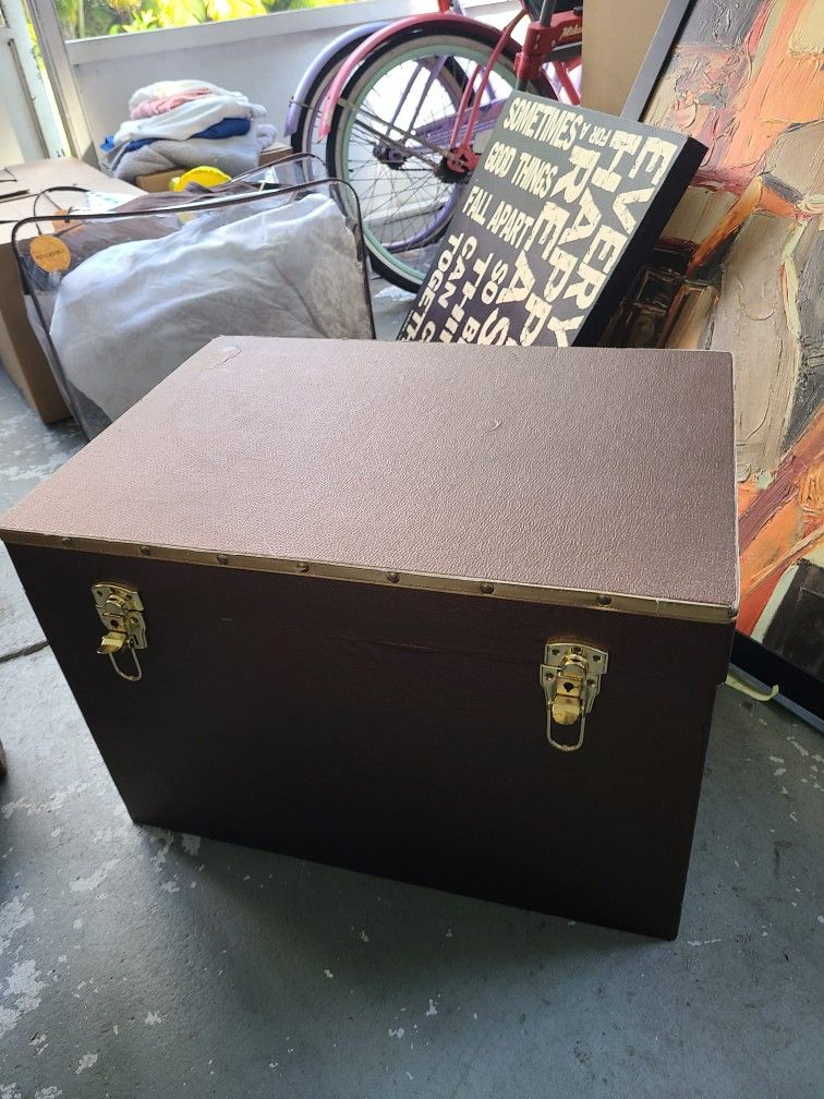 Big Storage Chest