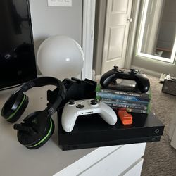 Xbox One X Bundle 