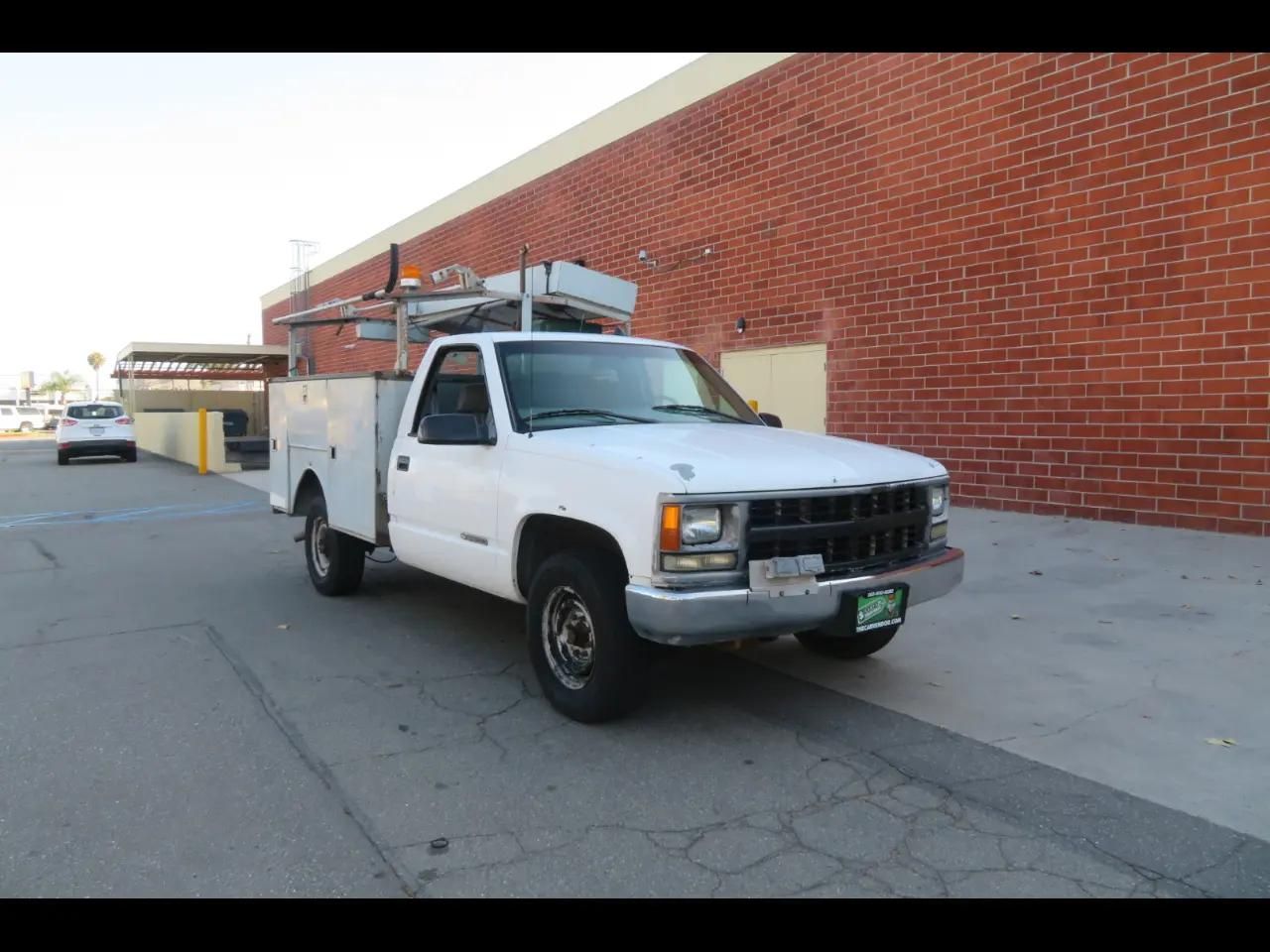 2000 Chevrolet C3500 Chassis