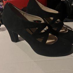 So Many Womens Shoes 7.5 New 