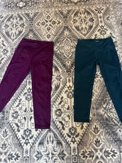 Size small Victoria’s Secret Leggings