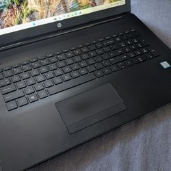 HP 17 inch notebook cheap and fast