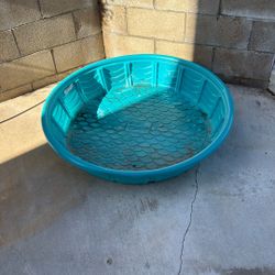 Free Children's Small Play Pool