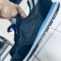 Nike Air Pegasus 83… Like New!