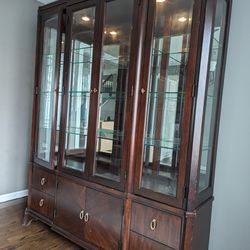FREE CHINA CABINET DISPLAY CASEw Glass Shelves