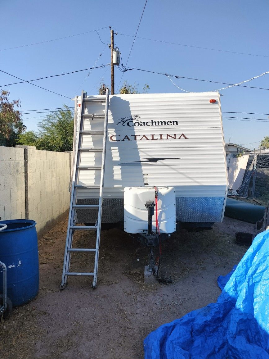 2011 Forest River Catalina Coachman 22b