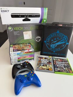 Xbox 360 Elite  - GTA and Kinect Bundle
