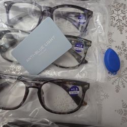 CCVOO Reading Glasses for Women/Men, Eyeglasses, Blue Light…
Magnification Strength Magnification Strength 1.50.    New  5 pairs $10. 