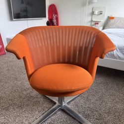 Steelcase i2i Chair MSRP $3700