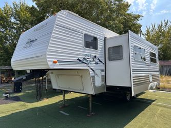 2006 Springdale 249 BHL fifth wheel 28ft