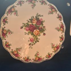2006 Golden Pearl Old Country Rose Cake Plate Server