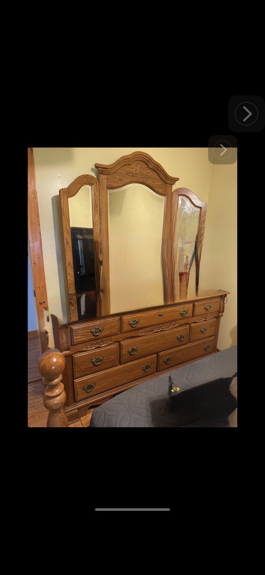 Dresser