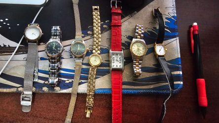 Womens quartz watch lot