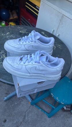 Nike Air Force 1 Low White Sneakers
