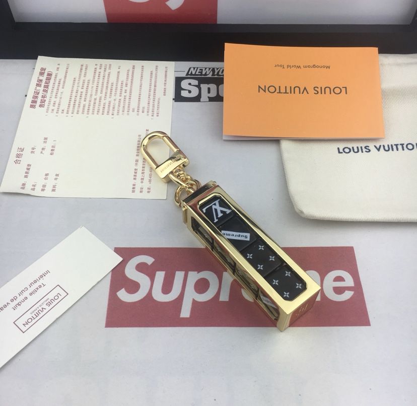 L.V x Supreme Brown Dice Keychain Accesory