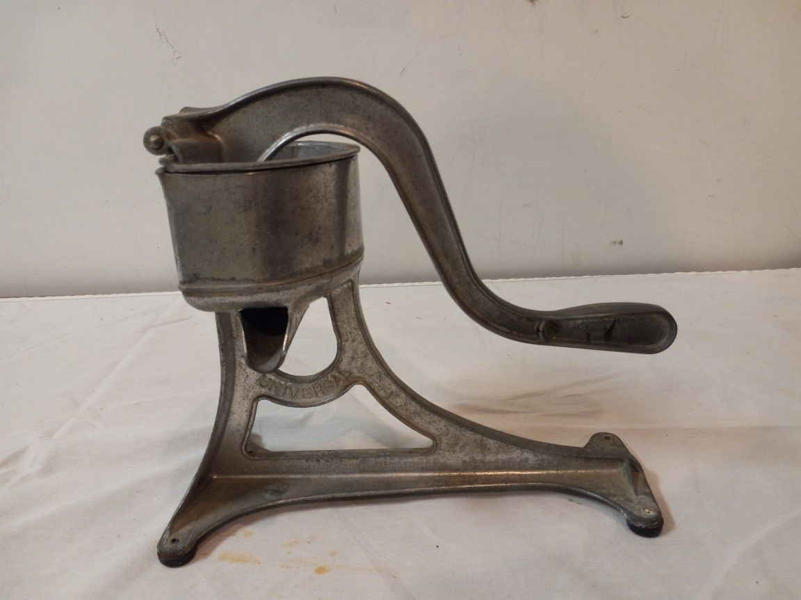 Antique Juicer (Works Perfectly)