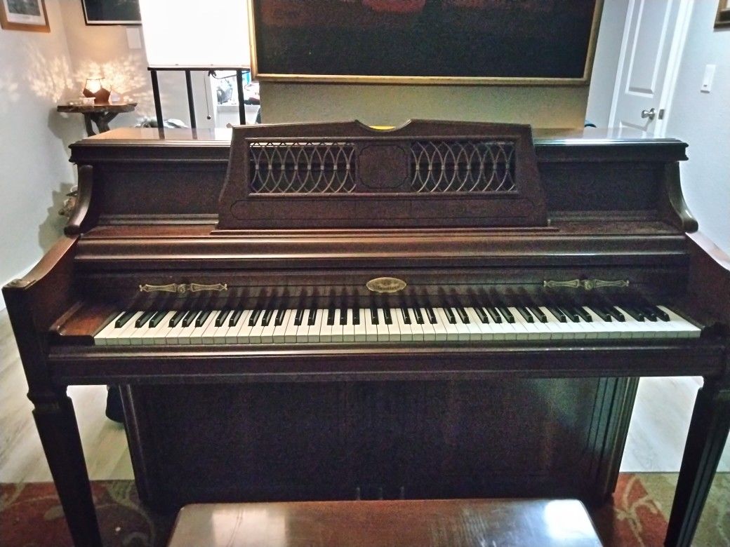 Wurlitzer 1980s Piano