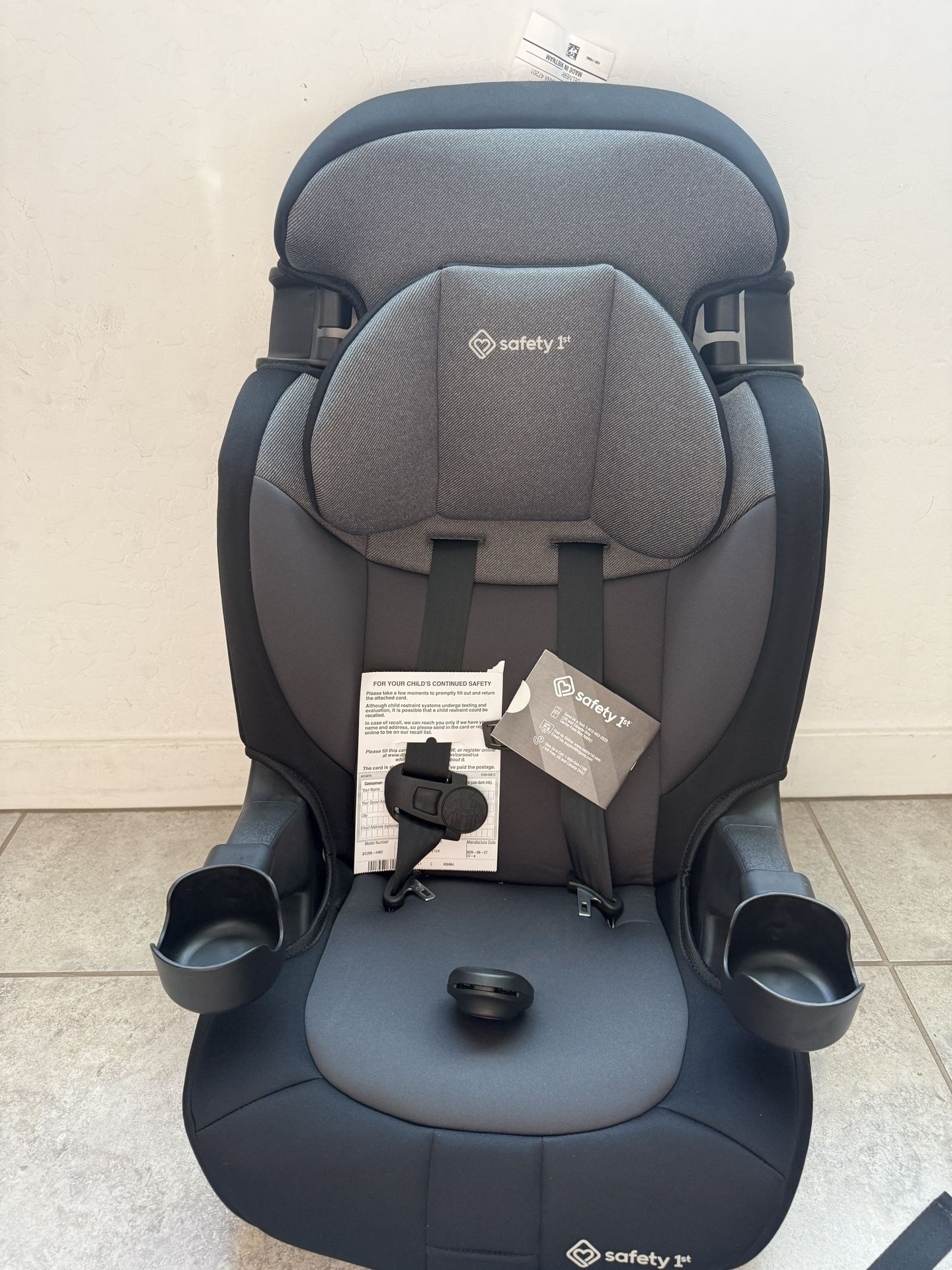 Safety 1st Grand 2-in-1 Booster Car Seat, Converts from High Back to Belt-Positioning Booster, High Back Seat for Kids 40-65, and Belt-Positioning 40-