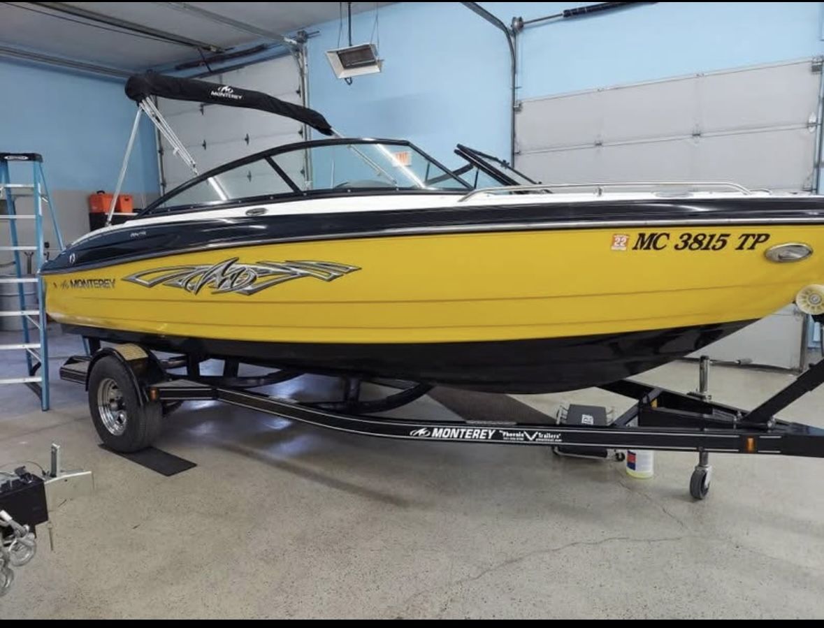 2013 Monterey 204FSX