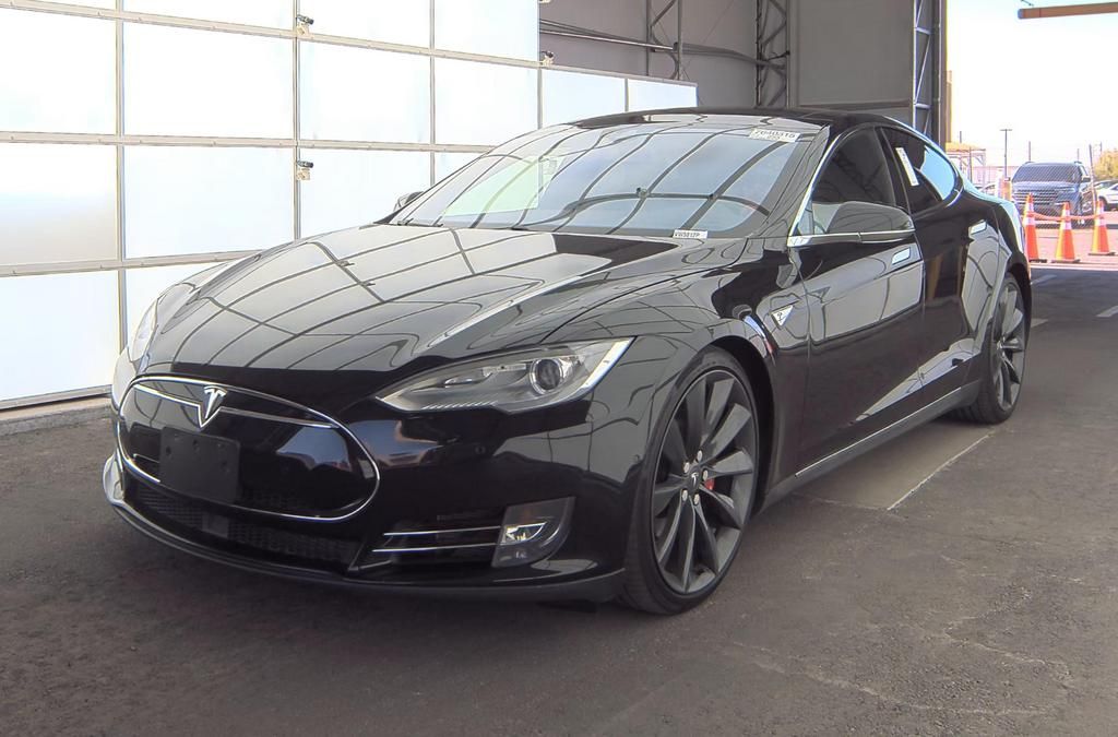 2015 Tesla Model S