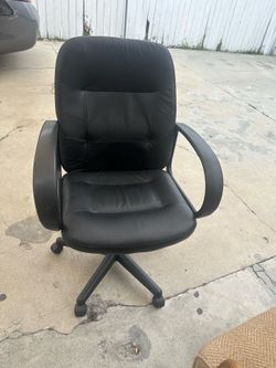 Black Faux Leather Swivel Office Chair