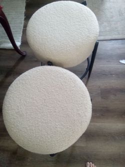 Bar stools 50$
