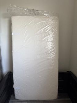 Mattress for crib, white