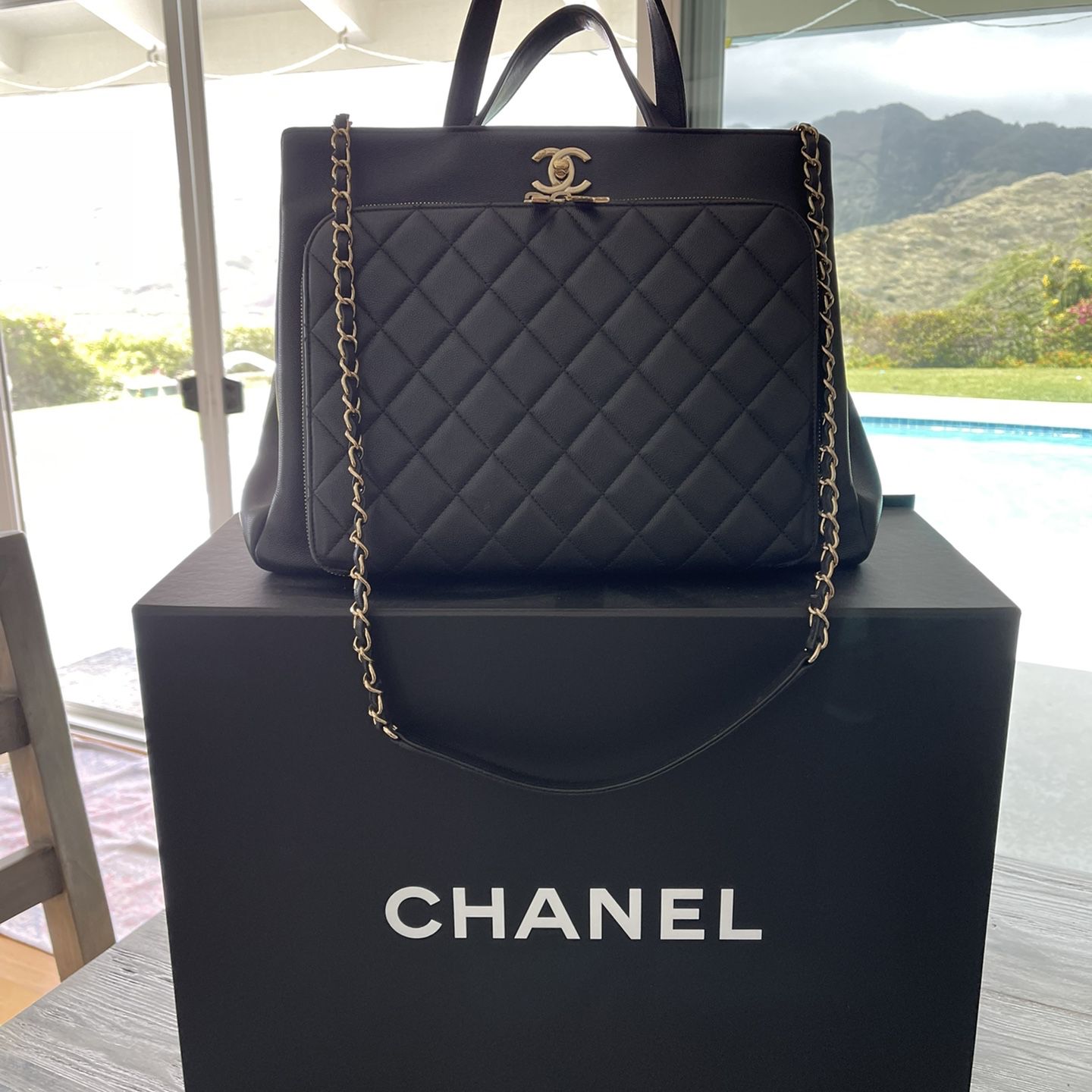 Chanel Business Affinity tote – Iconics Preloved Luxury