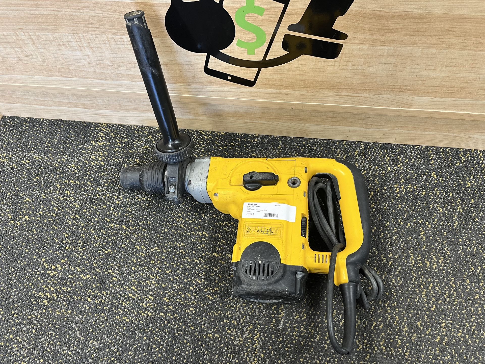 Dewalt D25500 1 9/16" Rotary Hammer Drill 