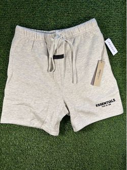 ESSENTIALS SHORTS