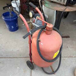 Central Pneumatic Sand Blaster 🔨