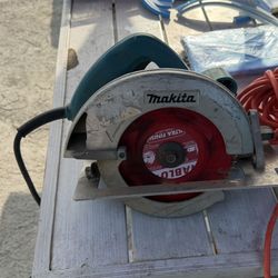 Makita Circular Saw 