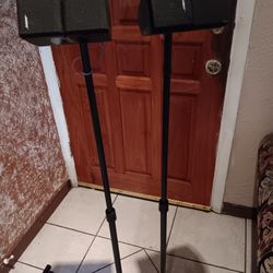 BOSE SPEAKER DOUBLE CUBE WITH STAND