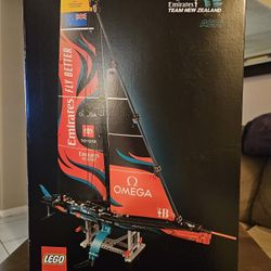 LEGO TECHNIC EMIRATES TEAM NEW ZEALAND SET 42174