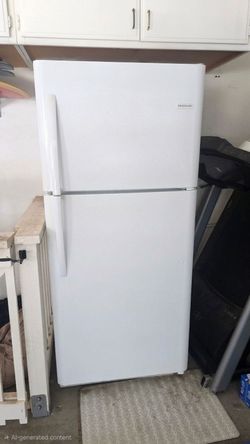 Frigidaire 20.4 Cu. Ft. Top Freezer Refrigerator (White)