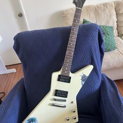 Gibson Explorer