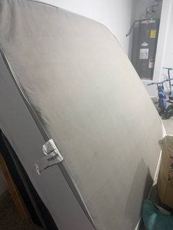 Free king memory foam mattress w/ box springs