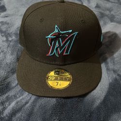Miami Marlins 7 1/8 Fitted Hat New Era 