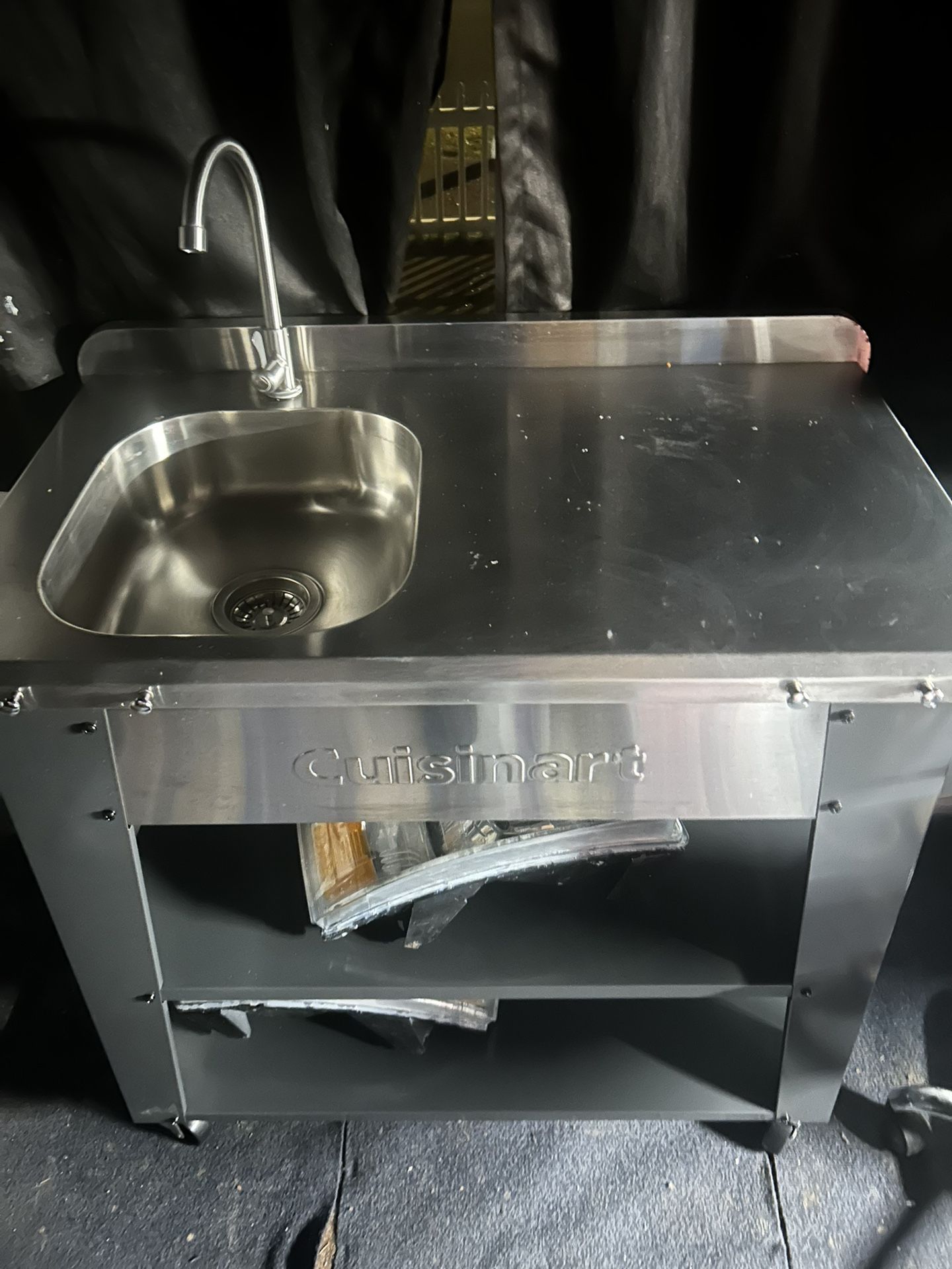 Cuisinart Outdoor Prep Table 