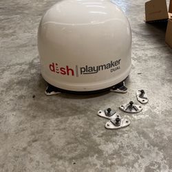 Dish Playmate Dual + 2 Wallies