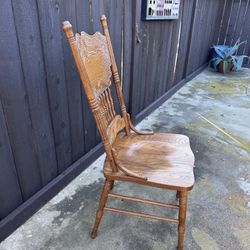 Dining Room Chairs (4)
