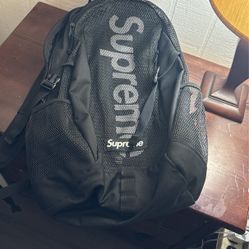 Supreme Backpack 🎒 