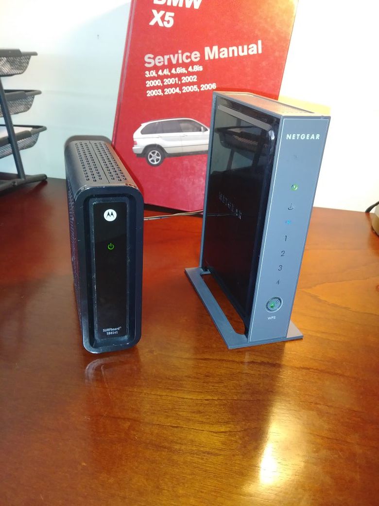 Comcast modem and router
