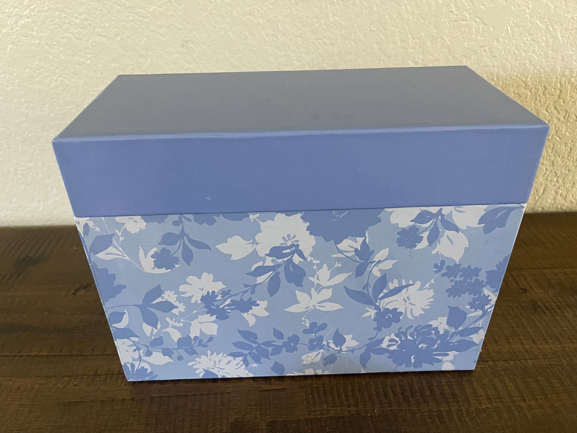 Greeting Card Organizer
