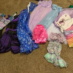 Dress up costumes for girl