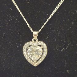 925 Sterling Silver Necklace With Heart Shaped Cubic Zirconia Pendant