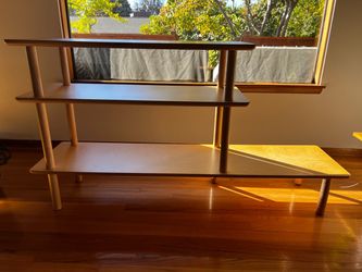 Montessori Shelf