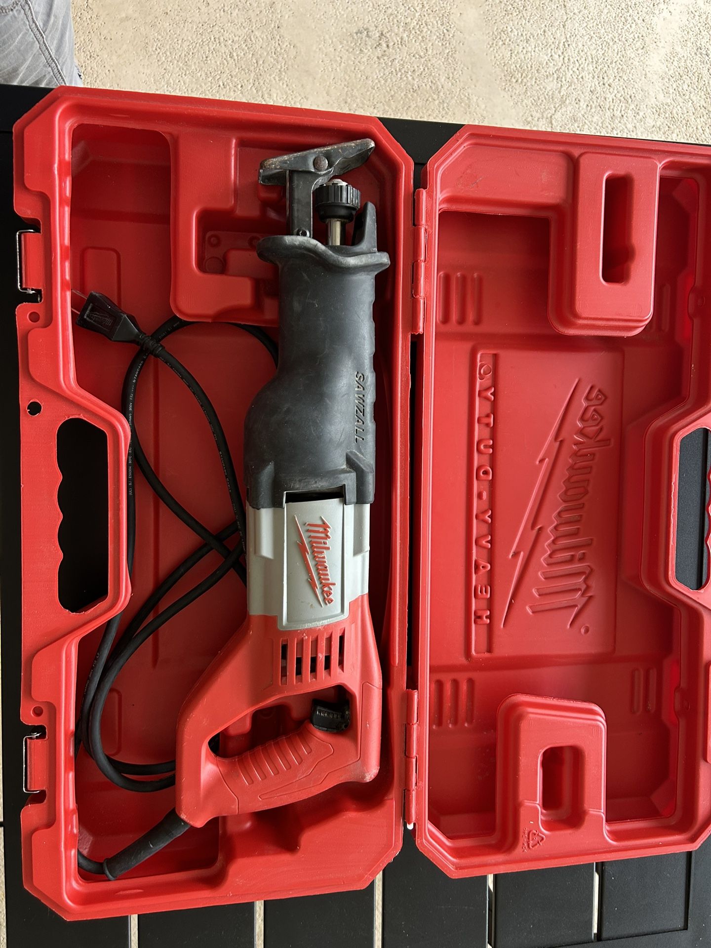 Milwaukee Sawzall 6519-31 Heavy Duty